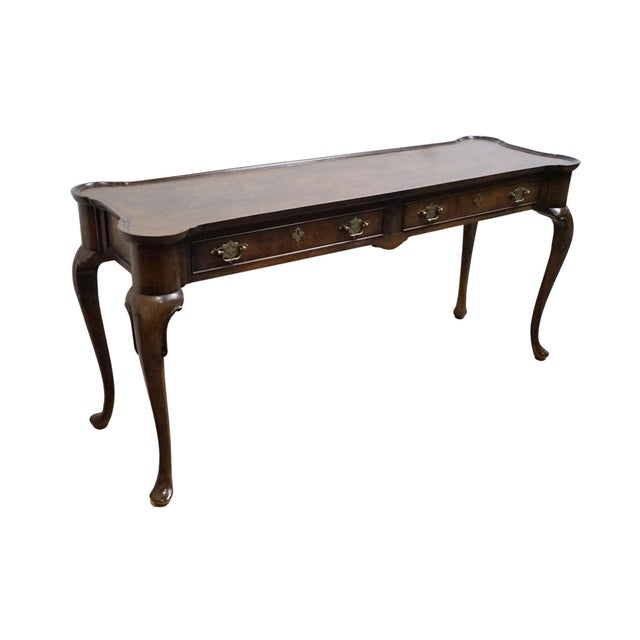 Traditional Hekman Furniture Burled Walnut Traditional Style 57" Accent Sofa Table W. Rounded Corners For Sale - Image 3 of 12
