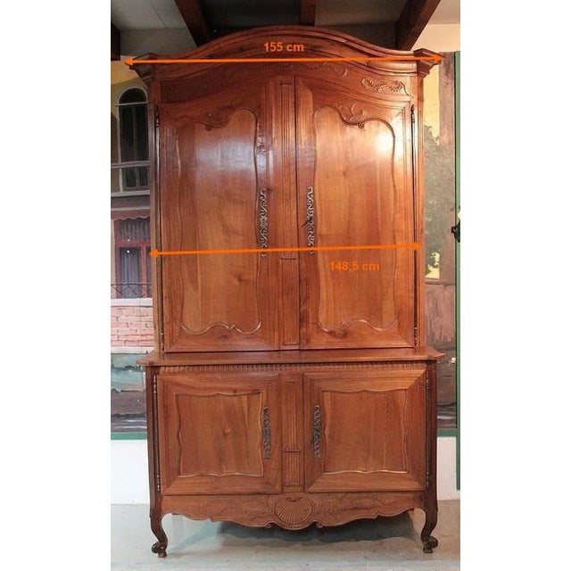 Louis XV 2-Body Buffet in Cherry For Sale - Image 16 of 18