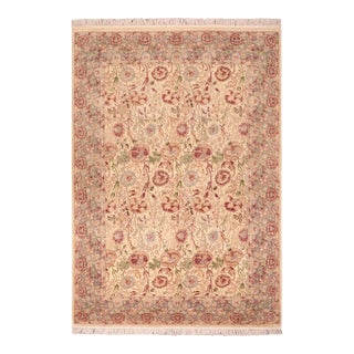 Floral 1990's Pak-Persian Ivory/Grey Wool Rug - 6'1'' X 9'6'' For Sale