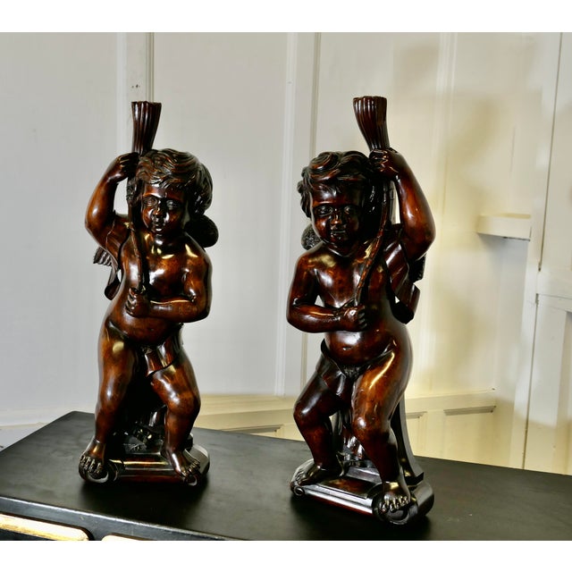 18th Century Carved Walnut Putti, Set of 2 For Sale - Image 9 of 16