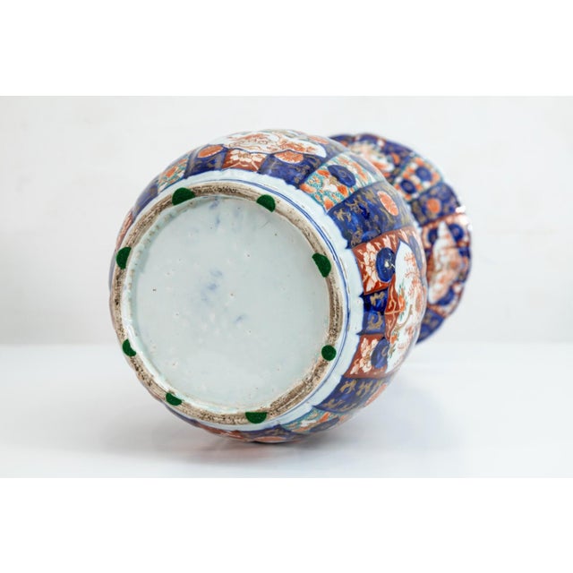 Late 20th Century Antique Japanese Imari Vases Pair Meiji Period Floral Design For Sale - Image 5 of 8