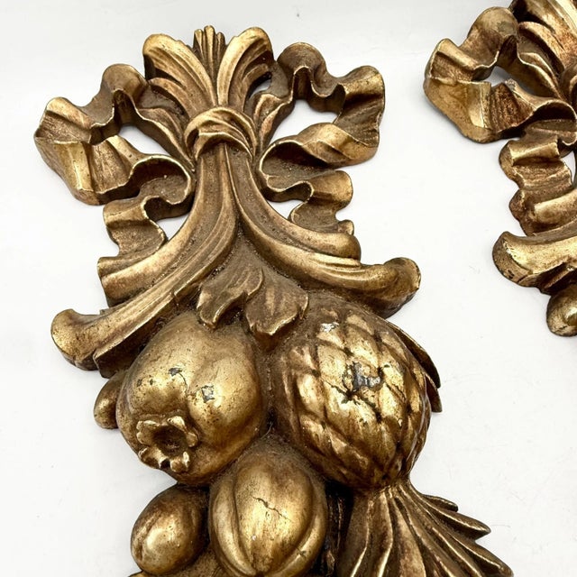 Pair of Vintage Syroco Gold Gilt Fruit & Ribbon Wall Plaques For Sale In New York - Image 6 of 16