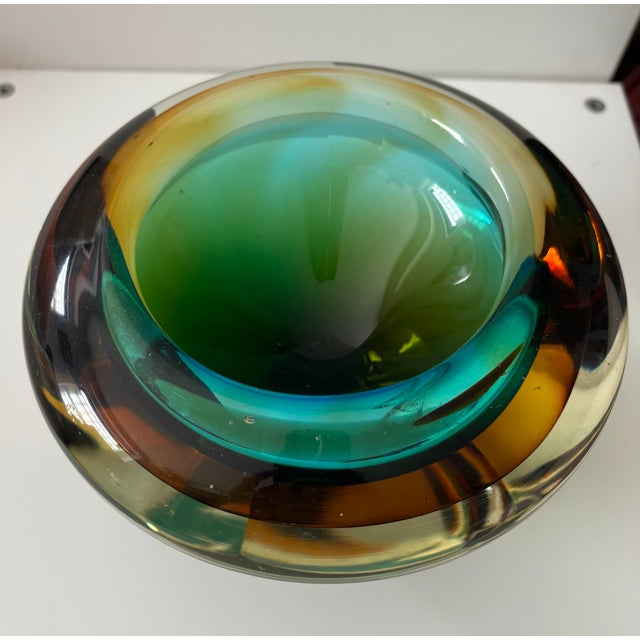 Murano Mid 20th Century Murano Sommerso Art Glass Bowl in Green, Teal and Amber For Sale - Image 4 of 12