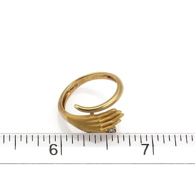 Mid 20th Century Carrera y Carrera Diamond 18k Yellow Gold Detailed Hand Ring - Size 5.5 For Sale In Miami - Image 6 of 7