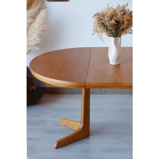 Wood Vintage Scandinavian Extendable Oak Dining Table, 1960s For Sale - Image 7 of 18