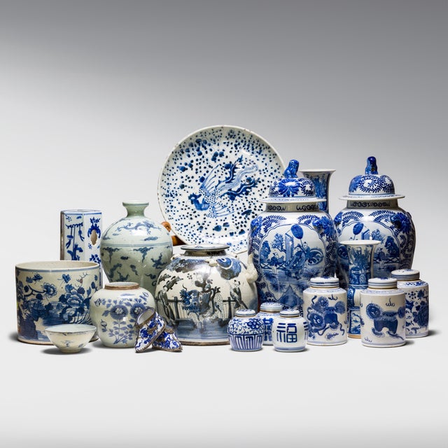 Blue Vintage Chinese Blue & White Peony Brush Pot For Sale - Image 8 of 8