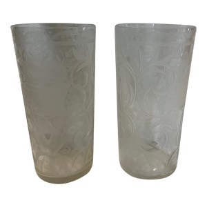 1970s Elegant Etched Glass Cups - a Pair