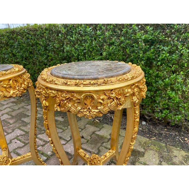 1980s French Louis XVI Gold Beech Marble Side Tables Pair For Sale - Image 9 of 12