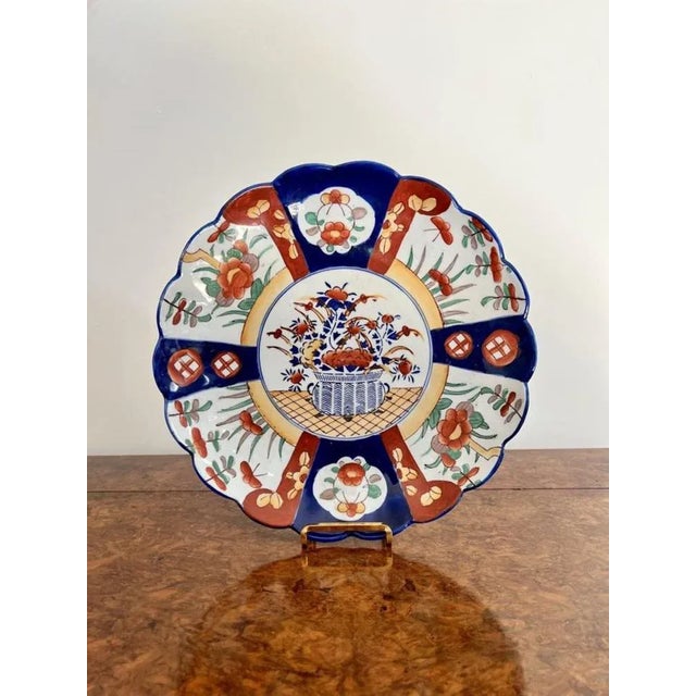 Antique Japanese Imari Plate with a Scallop Shaped Edge, 1900s For Sale - Image 4 of 5