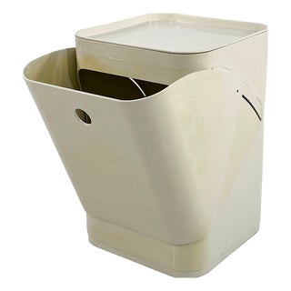 White Laundry Bin by Anna Castelli for Kartell, 1970s For Sale