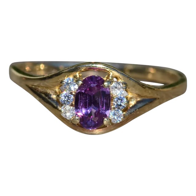 The Alaia: Ladies Vintage 14K Gold Ring set with Laboratory Grown Alexandrite and Cubic Zirconia For Sale