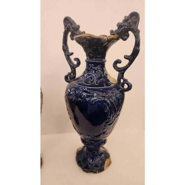 Mid 20th Century Pair of Mid 20th Century English Pottery Urns For Sale - Image 5 of 7