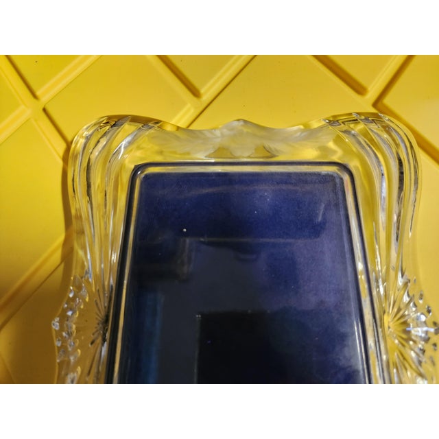 Vintage 1990s Mikasa Lead Crystal 5x7 Picture Frame With Frosted Floral Accents For Sale - Image 11 of 18