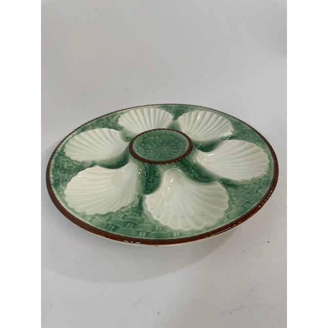 1930s 1930s French Longchamp Green and White Majolica Oyster Plate For Sale - Image 5 of 14