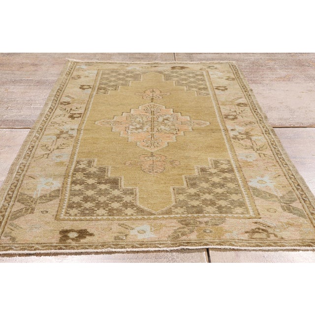 Vintage Turkish Oushak Rug, 03'01 X 05'08 For Sale - Image 9 of 10