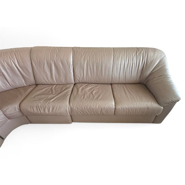 Animal Skin 1990s Postmodern Soft Mauve Pink Leather Center Sectional Sofa Styled After Salotti for Natuzzi Wilma Sofa - 4 Piece For Sale - Image 7 of 12