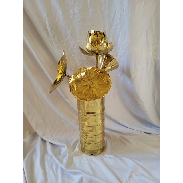 Nice Brass Lotus Floral arrangment lamp base Attrib. to Feldman. This base features 5 lotus flowers in various stages of...
