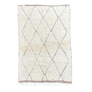 Handwoven Moroccan Beni Ouarain Rug in Natural Wool with Diamond Pattern, 2010s For Sale