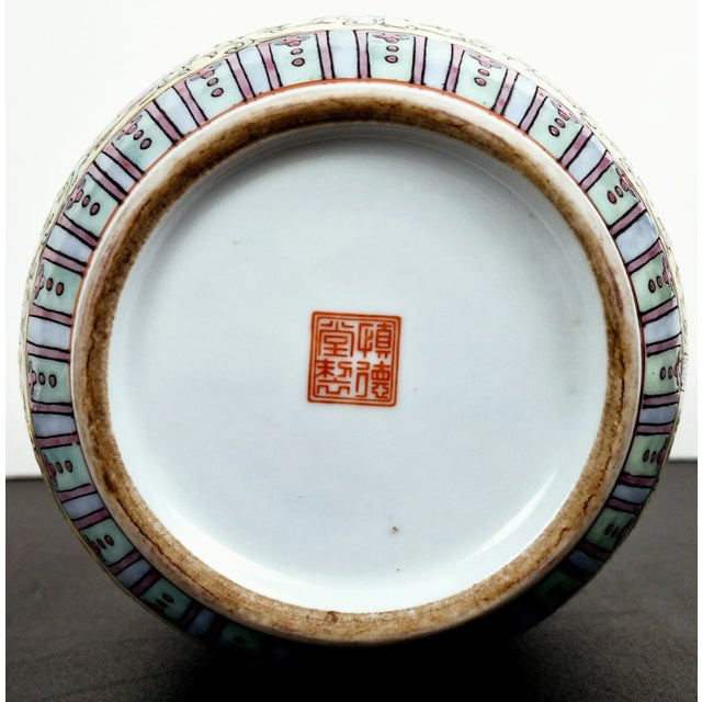 Pair of Chinese Porcelain He Xiangu Matched Tongpings For Sale - Image 10 of 11