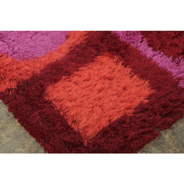 1960s Vintage Rya Shag Rug in Polychromatic Tik-Tak Geometric Pattern - Rug & Kilim For Sale - Image 5 of 7