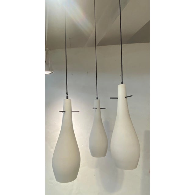 Italian 1950s Triple Pendant Chandelier For Sale - Image 11 of 12