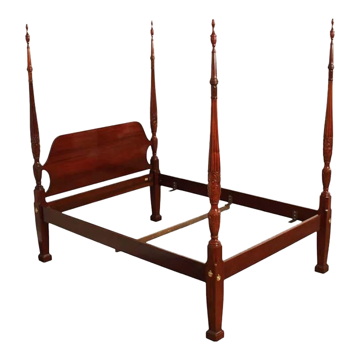 Late 20th Century Councill Craftsmen Traditional Mahogany King