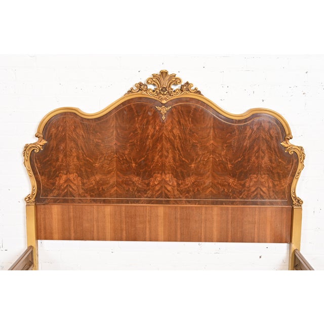 Romweber French Provincial Louis XV Flame Mahogany and Parcel Painted Full Size Bed, Circa 1920s For Sale In South Bend - Image 6 of 11