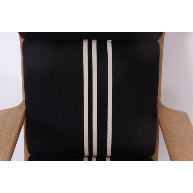 Wood Set of Model Ge290a Armchair & Ge290s Footstool by Hans J. Wegner for Getama, 1960s For Sale - Image 7 of 16