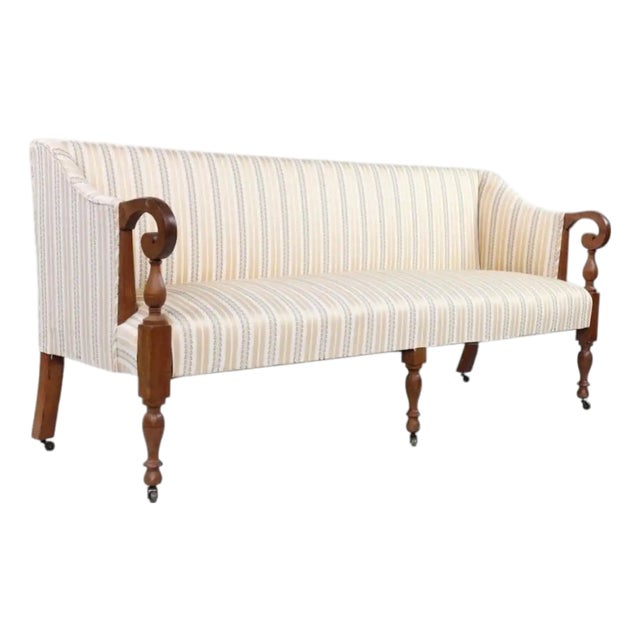 Early 19th Century American Sheraton Federal Sofa For Sale