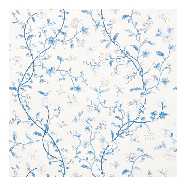 Sample - Schumacher Floraison Wallpaper in Porcelain For Sale