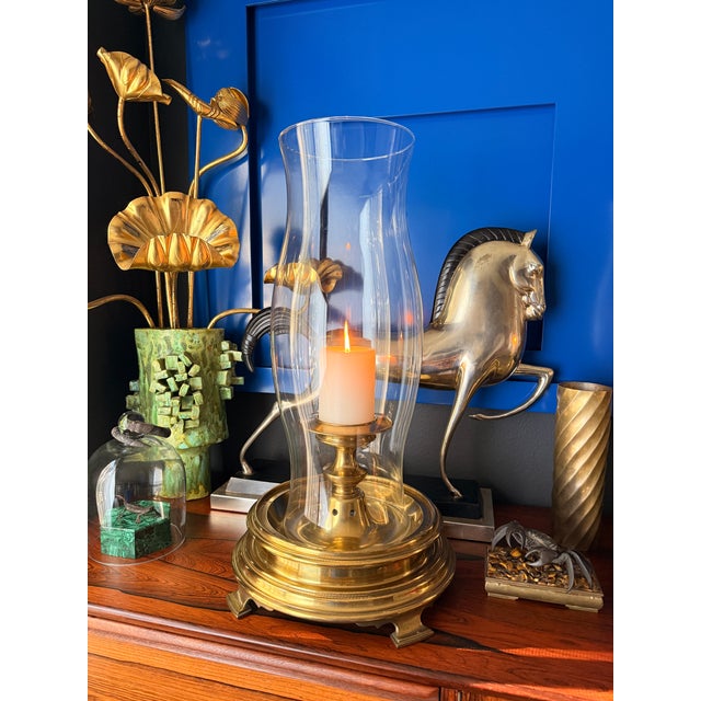 Mid-Century Modern 1970s Pair of Brass and Glass Chapman Hurricanes For Sale - Image 3 of 11