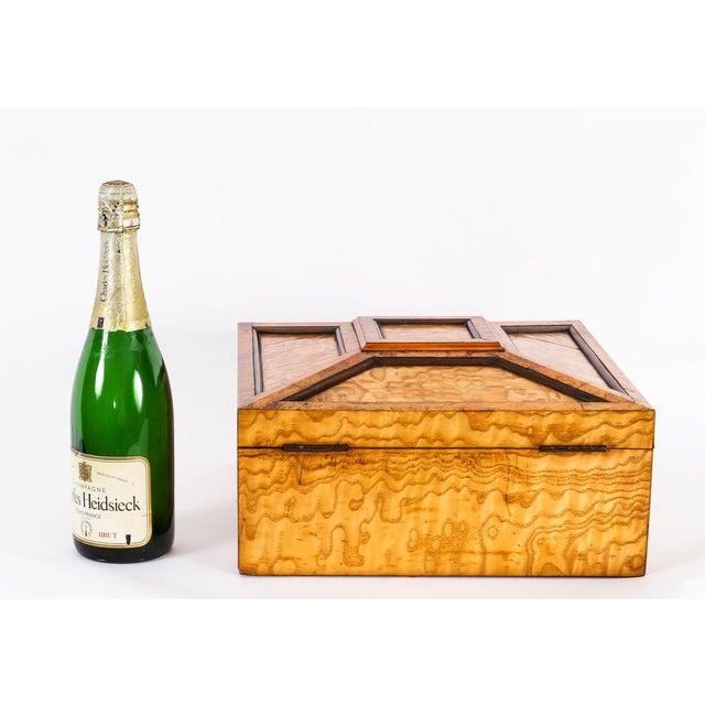 Large Antique Victorian Burr Maple and Burr Walnut Casket, 19th Century For Sale - Image 9 of 10