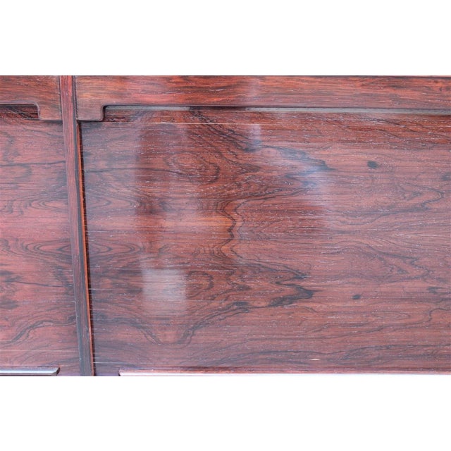 Bernini Low Rosewood Sideboard by Gianfranco Frattini for Bernini, 1960s For Sale - Image 4 of 17