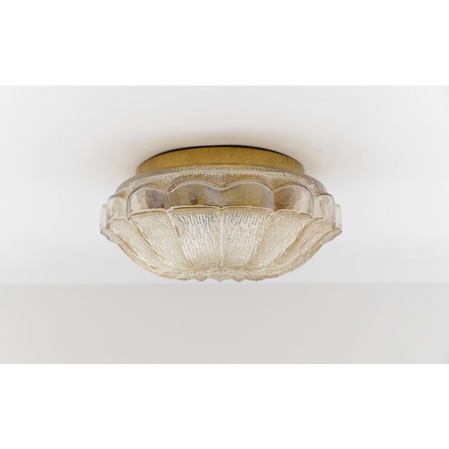 Gold Mid-Century Modern Amber Bubble Glass Flush Mount Lamp, 1960s For Sale - Image 8 of 10