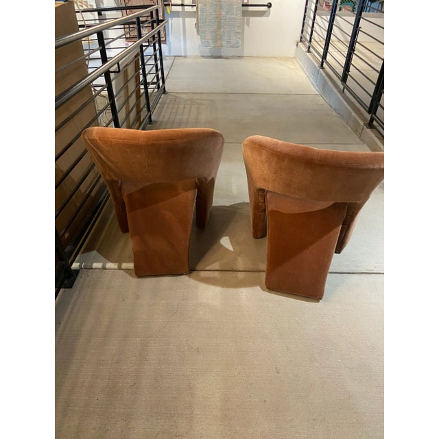 1980s Late 20th Century Pair of Post Modern Jaymar Style Chairs For Sale - Image 5 of 6