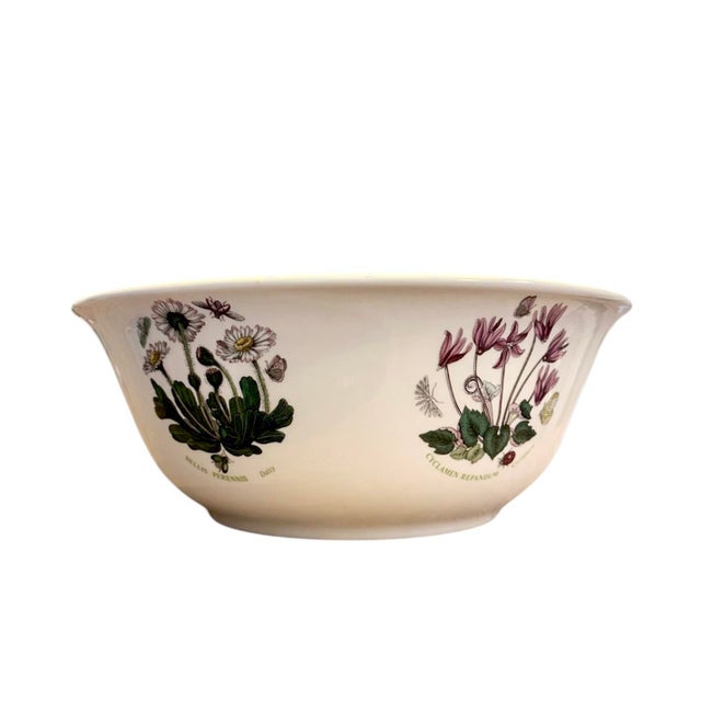 Portmeirion Botanic Garden Rosa Canina / Dog Rose Large Serving / Mixing Bowl 11" For Sale - Image 4 of 7