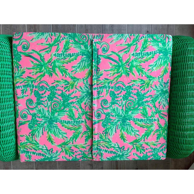 Vintage Henry Link Style Palm Beach Green Wicker Bench With Lilly Pulitzer Cushion For Sale In Tampa - Image 6 of 7