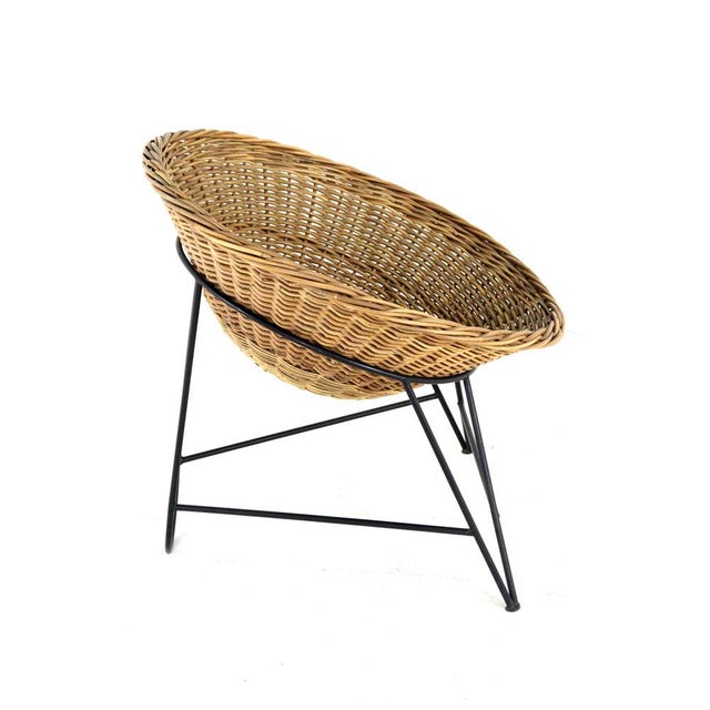 Mid-Century Modern Wicker Basket Armchair in the style of Matthieu Matégot For Sale - Image 13 of 18