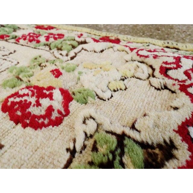 Galerie Shabab Collection Early 20th Century Turkish Souf Hereke Rug For Sale In New York - Image 6 of 10