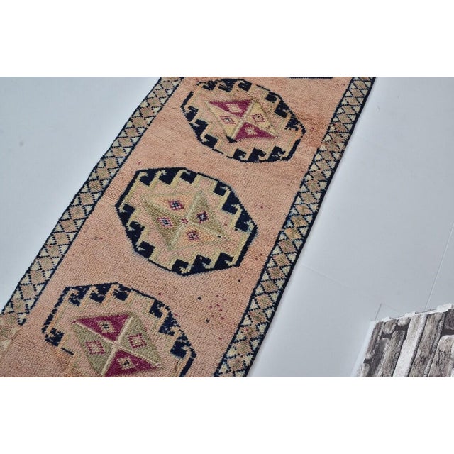 1950s Geometric Design Oushak Wool Runner For Sale - Image 5 of 10