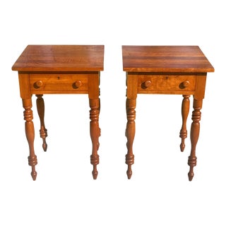 Mid 19th Century Pair of Antique Sheraton Style Cherry Kentucky Single Drawer Bedside Nightstands For Sale