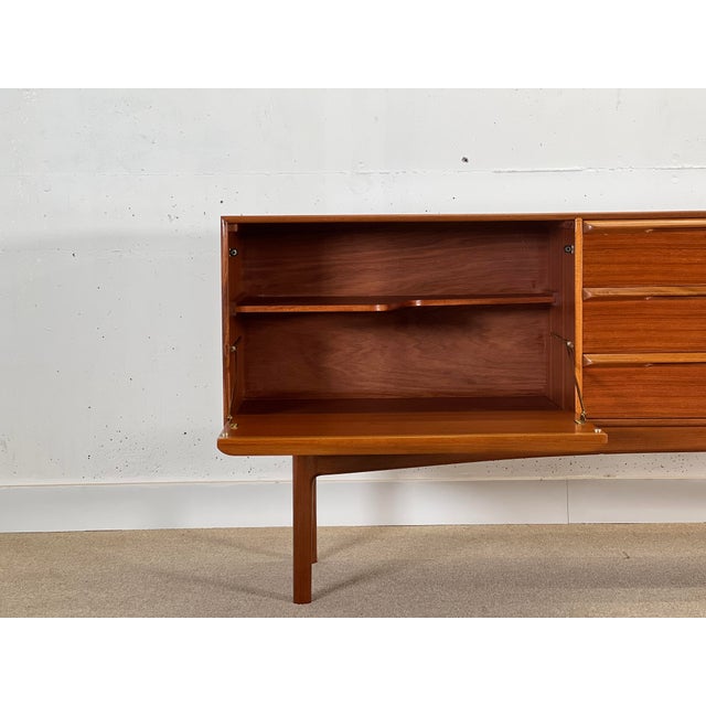 Dunoon Sideboard in Teak by Tom Robertson for McIntosh, 1960s For Sale - Image 10 of 18