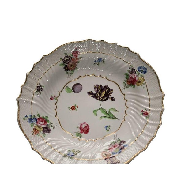 Ceramic Mid-18th Century Porcelain Dishes with Floral Design by Richard Ginori, 1750, Set of 8 For Sale - Image 7 of 18