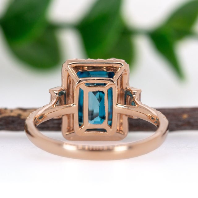 6.6Ct Blue Zircon Diamond Halo Ring in Solid 14k Gold – Emerald Cut, 10x7mm, Size 6.75 For Sale In Columbus - Image 6 of 7