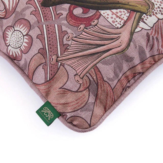 Our iconic amphibian rests atop the swirling florals and acanthus leaves of William Morris’ classic GOLDEN LILY. Painted...