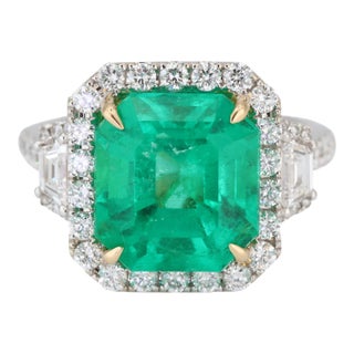 Gia 18k (750) White Gold Natural Colombian Emerald and Natural Diamond Ring, Size 6 For Sale