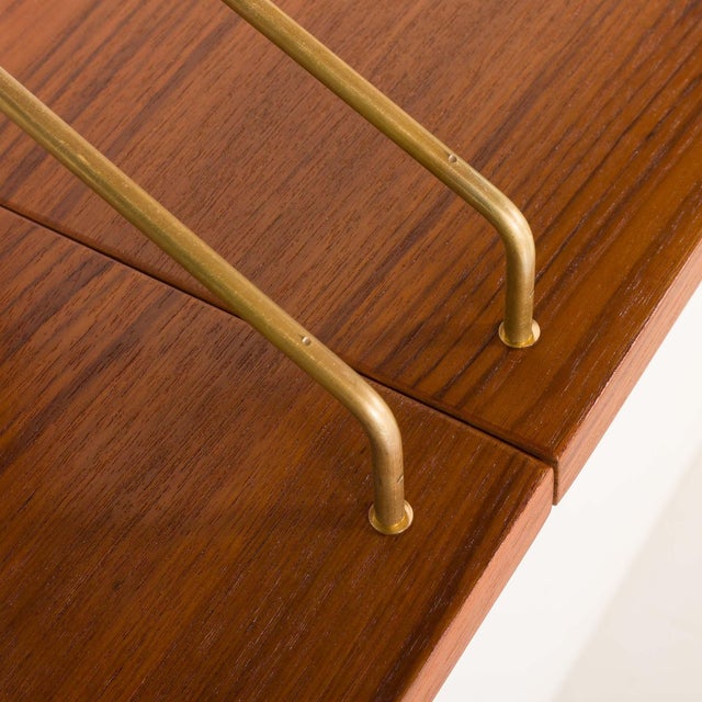 Mid-Century Modern Teak Shelves on Hemp Rails, 1960s For Sale - Image 9 of 10