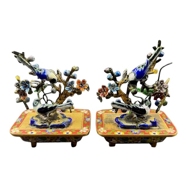 Vintage Miniature Enamel Cloisonne' Birds - a Pair For Sale