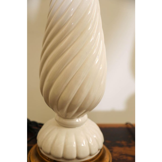 Mid-Century Modern White Ceramic Table Lamps by Nardini Studio of California 1960 a Pair For Sale - Image 3 of 12