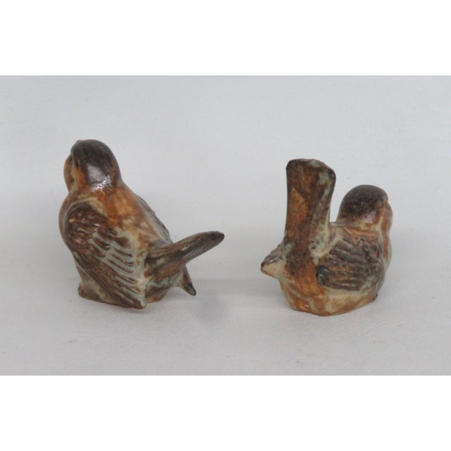 Brown Stoneware Pottery Pair of 2 Sparrow Bird Figurines Brown Feather Details 4970b For Sale - Image 8 of 10